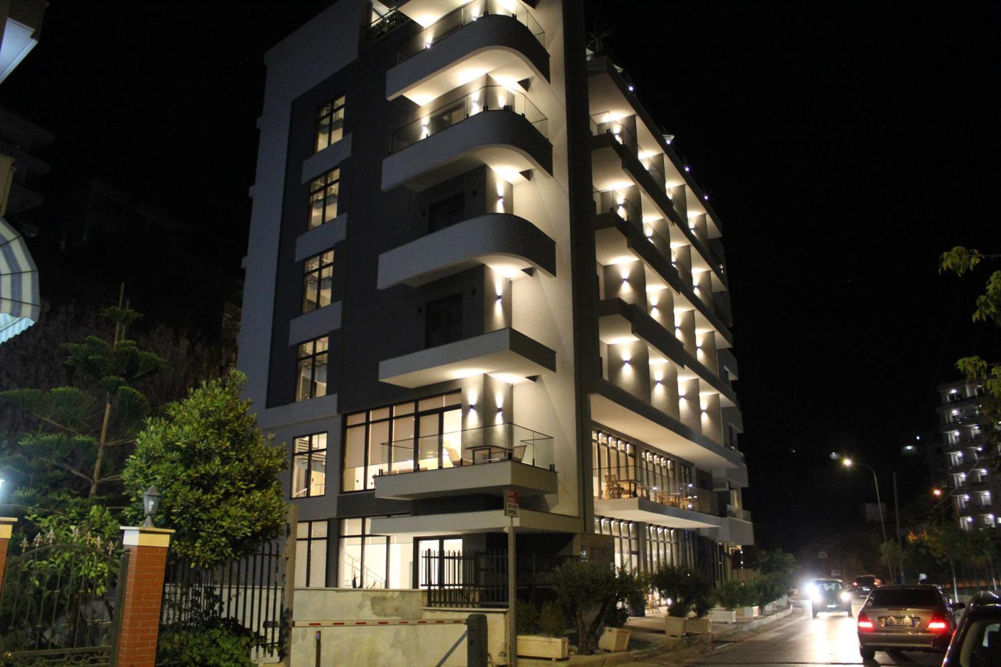 The Queen'S Lion Premium Hotel Саранда Экстерьер фото
