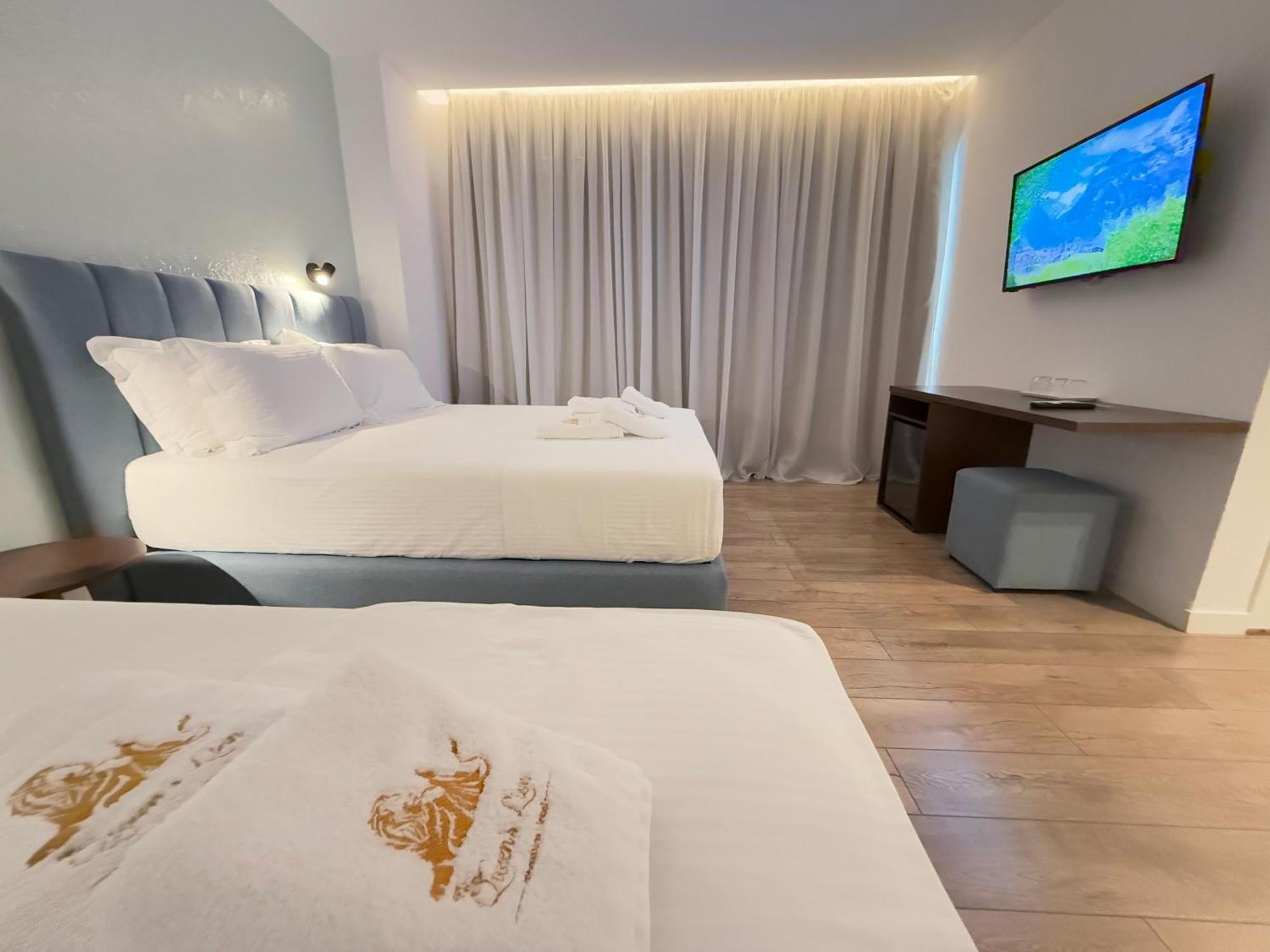 The Queen'S Lion Premium Hotel Саранда Экстерьер фото