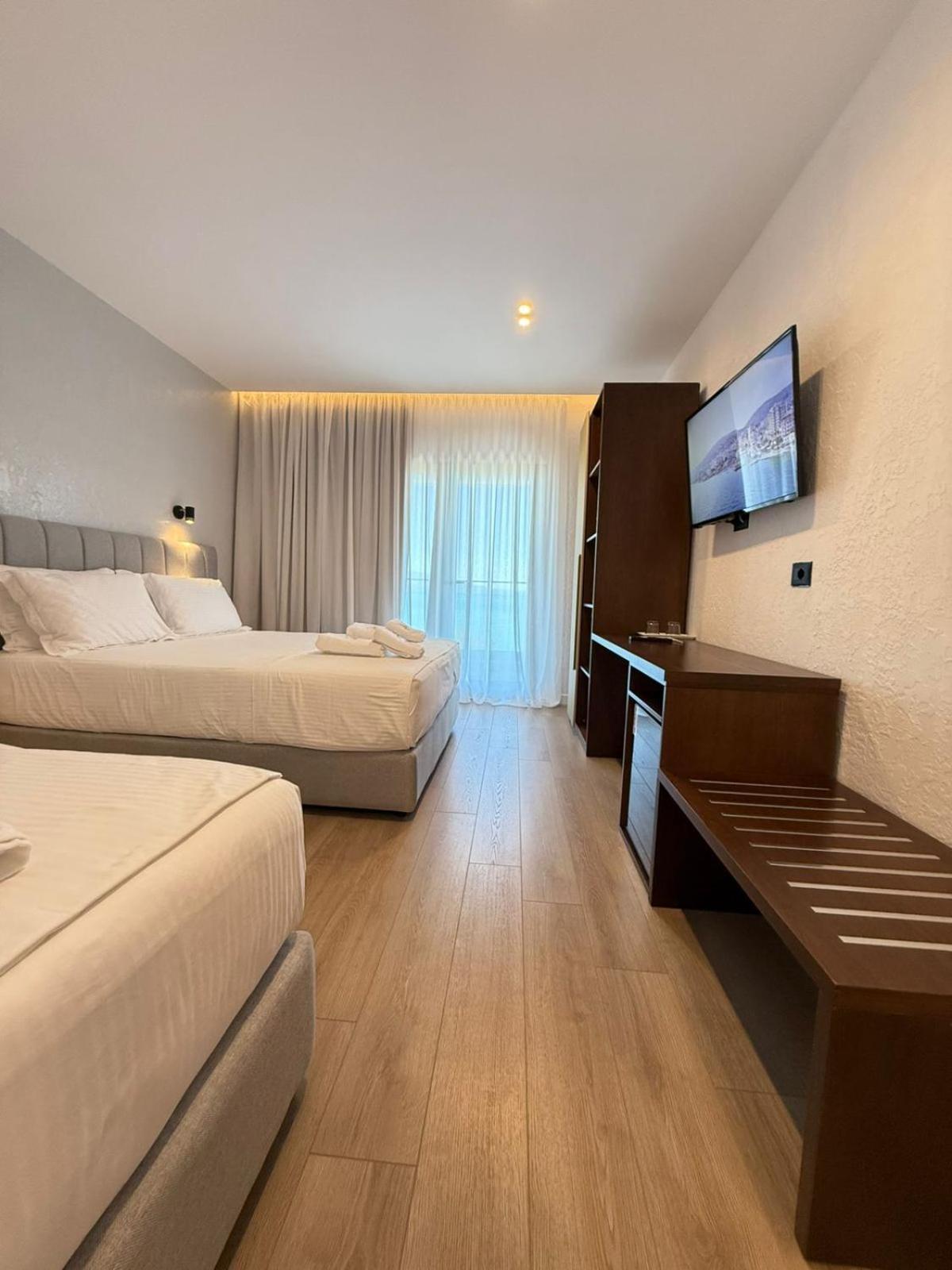 The Queen'S Lion Premium Hotel Саранда Экстерьер фото