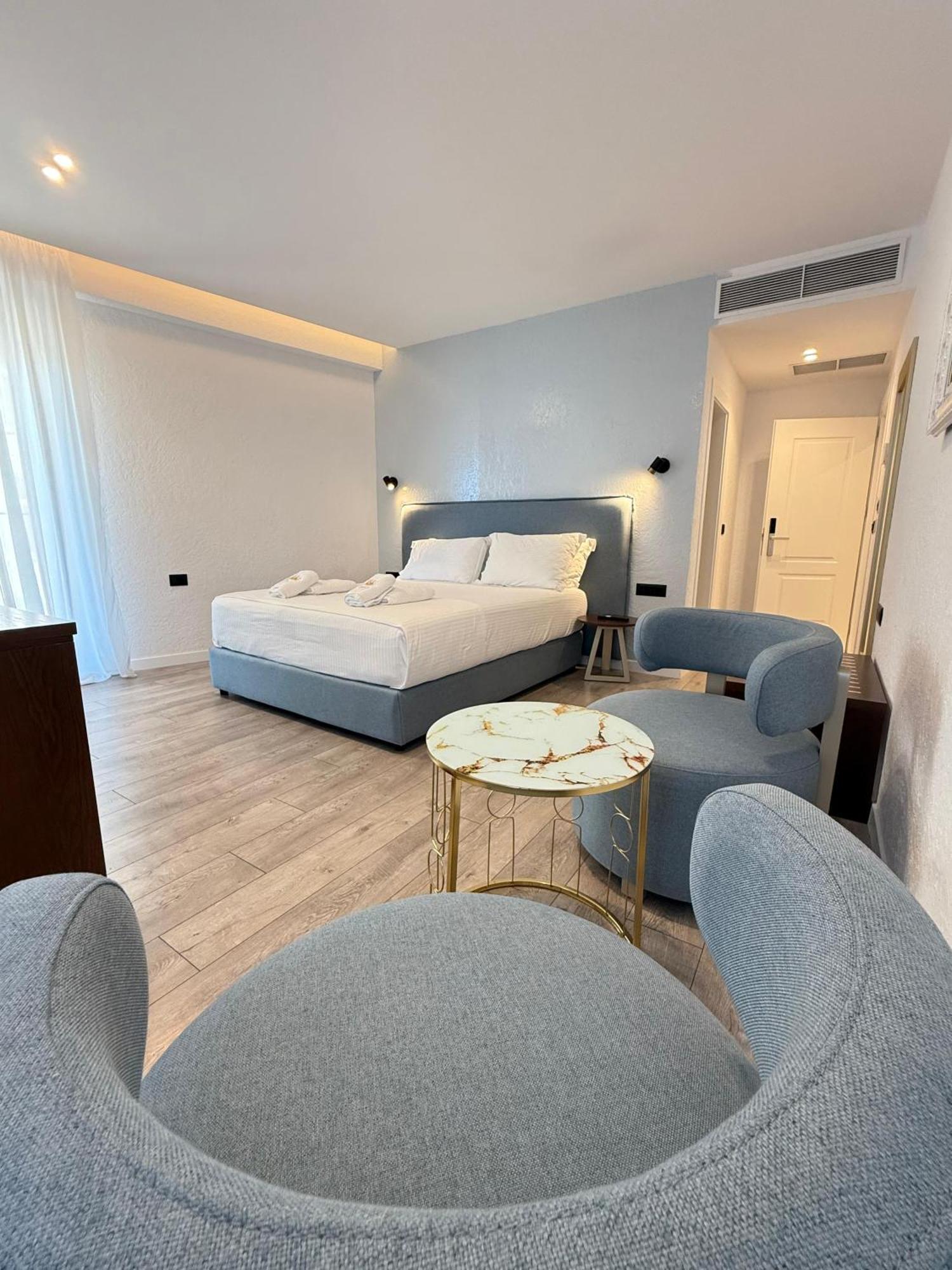 The Queen'S Lion Premium Hotel Саранда Экстерьер фото